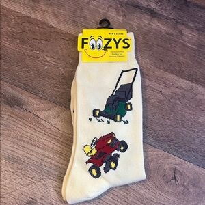 NWT  Men's Lawn Mower Socks